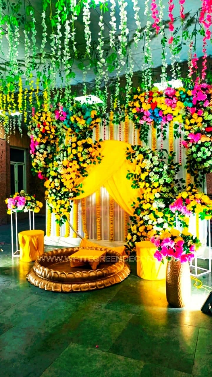 Luxury Floral Haldi Ring Setup