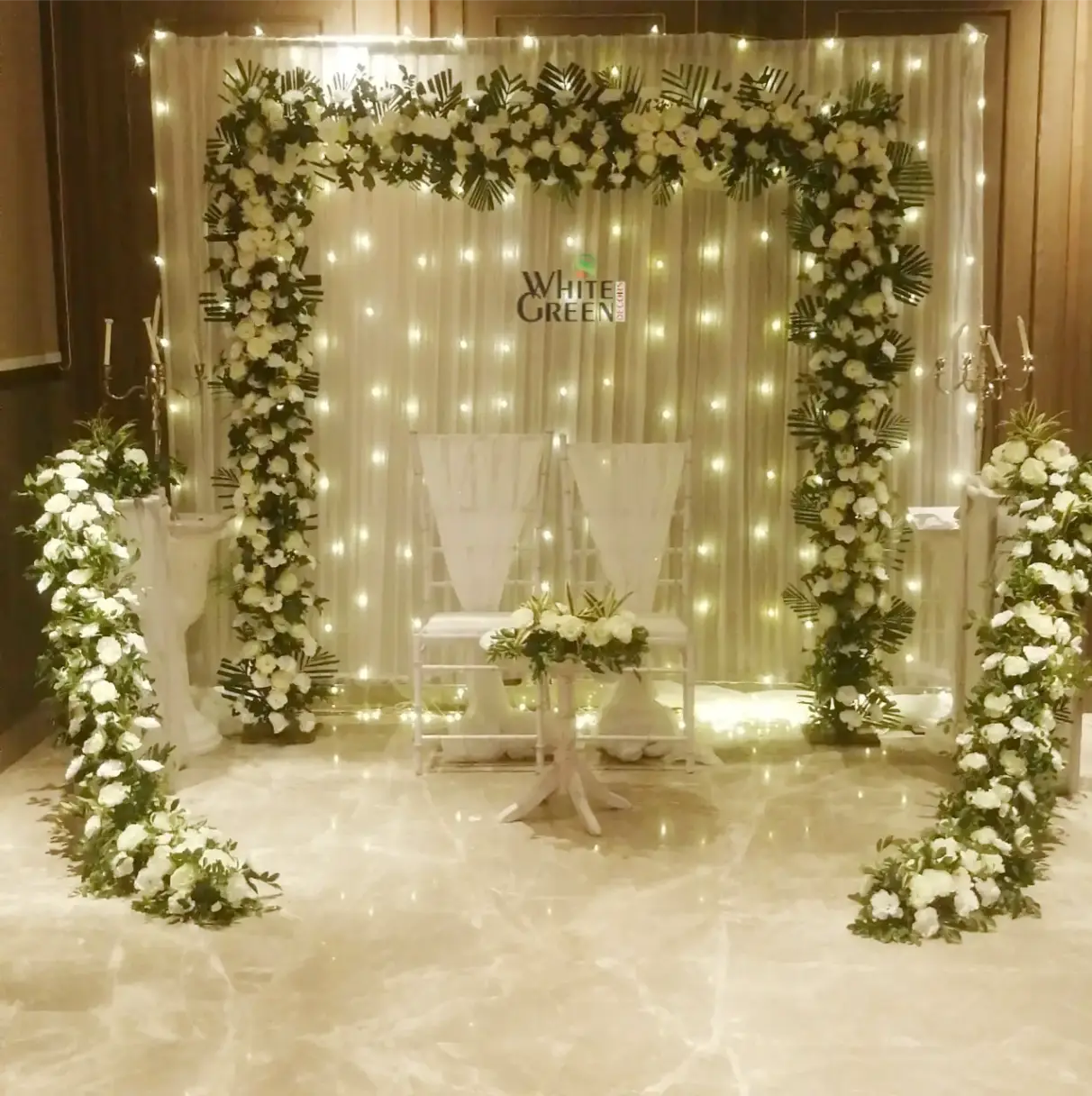 Luxury White Real Flower Ring Ceremony Backdrop